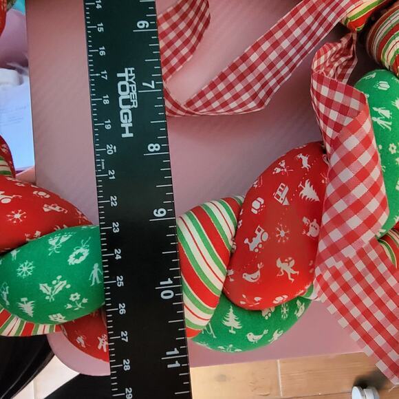 Vintage Cottagecore Christmas Holiday Braided Multipattern Cotton Wreath - Picture 7 of 7
